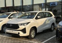 Toyota Innova Cross Budget Variant Spotted at Dealership Ahead of Launch: Retains Premium Features Like Leather Seats, Electronic Handbrake, and 6 Airbags