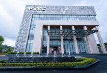 Top Executives and CEOs Rush to Buy Company Shares