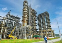 Billion-Dollar Refinery Projects 2025 Revenue at $6 Billion, Pre-Tax Profit at $200 Million