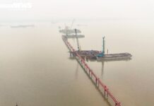Up-Close Look at the Nearly 10 Trillion VND Hong River Overpass Construction Site