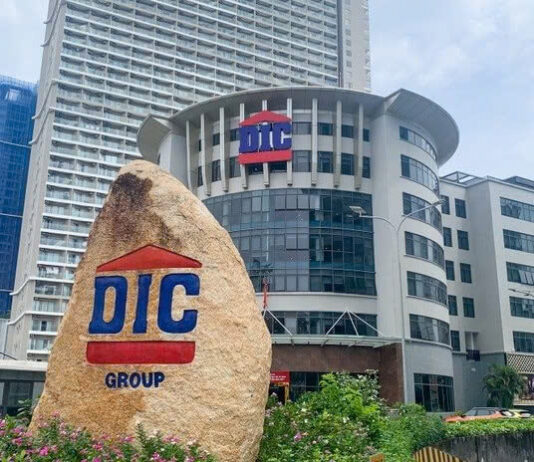 DIC Corp Offers Nearly 22 Million Unsold Shares to 227 Employees and Investors