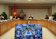 Deputy Prime Minister Urges Swift Issuance of Two Decrees to Resolve Challenges in Implementing the Land Law