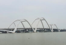 Land Acquisition Hurdles Threaten Early Completion of Quảng Trị’s Billion-Dollar Bridge Project