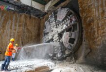 “Lightning-Fast” Tunnel Boring Machine Completes Drilling for Four Underground Stations on the Nhon-Hanoi Metro Line