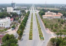 “160,000-Resident Commune Aims to Become Airport Satellite City”