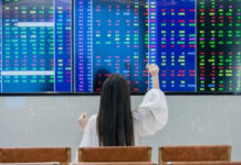 Bank Stocks Roar to Life