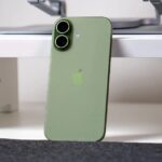 “Even as a Die-Hard Android Fan, I Must Admit: This iPhone is the True Smartphone of 2025”