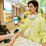 Contactless Payments Boom: Smartphones Overtaking Physical Cards