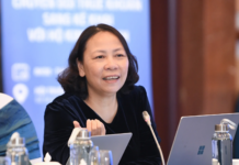 Tax Expert: Selling 10 Chickens Daily and 30 Bowls of Pho Daily Reaches Annual Revenue of 500 Million VND