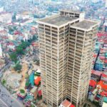 Kinh Bắc Acquires Owner of 28-Story ‘Skeleton’ Building on Lang Ha Street