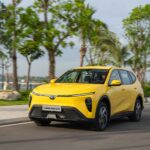 VinFast Sells Over 20,000 Vehicles in November, Limo Green Sets Unprecedented Market Record