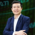 December Dilemma: Strategic Moves for Investors in the Information Void