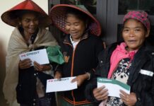 FE CREDIT Empowers Flood-Affected Communities in Rebuilding Livelihoods