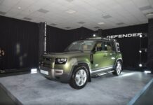 Land Rover Defender 2026 Launches in Vietnam: Starting at VND 5.1 Billion, Features Massive Screen, Executive Seats, and Effortless Off-Road Technology