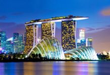 Bãi Cháy’s Nonstop Coastal Vibes: 24/7 Downtown Travel Experience