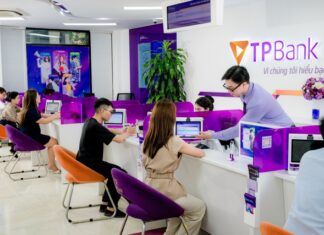 TPBank Prioritizes Interest Rate Reduction, Standing Alongside Flood-Affected Communities in Overcoming Challenges