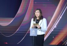 AkzoNobel: Pioneering Market Leadership with Sustainable Competitive Advantage