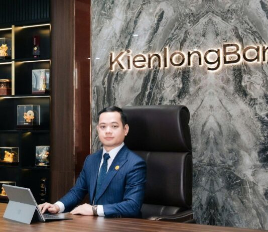 Mr. Trần Hồng Minh Officially Assumes Role as KienlongBank CEO Starting Today, December 1st