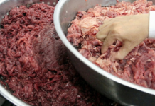 Police Bust Fake Beef Ring: 600kg Daily Supply to 75 City Restaurants Exposed in Administrative Inspection