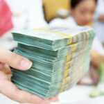 Record-Breaking Deposits: Vietnamese Citizens Flood Banks with Unprecedented Cash Inflows