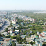 Riverfront Properties Beyond the Dyke ‘Frozen’, Construction Halted Over Concerns of Conflicting with Hong River Scenic Avenue Plans