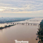 Historic Overhaul: Unveiling the Grand Renovation of Long Biên Bridge Construction Site