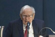 Warren Buffett Shifts Strategy, Scales Back Investments in China Amid Recent Turmoil