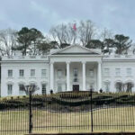 Vietnamese Family Lists ‘Replica’ White House for Sale at $35 Million