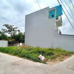 “Riding the Wave of Mega Projects: Land Prices in Hanoi’s Outskirts Surge Daily”