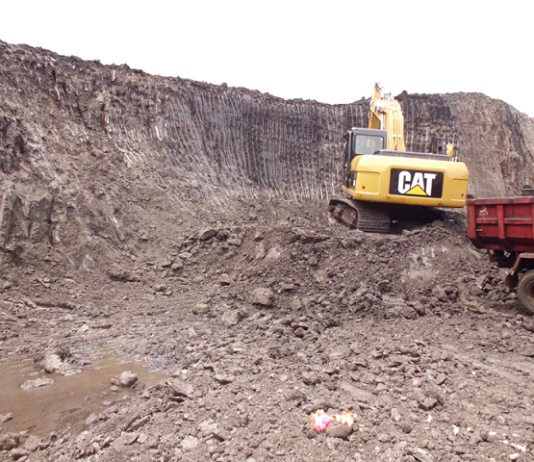 Mining Company Offers $50 Billion to Acquire Land from Leaders for Major Landfill Development