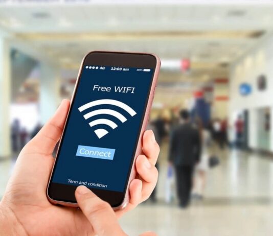 “One Text Message, $8,700 Gone: Bank Denies Responsibility, Victim Loses Savings Due to a Common Habit”