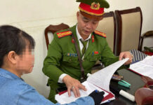 “Vietnamese Woman Fined $10 for Attempting to Overcharge Western Tourist $36 for a Conical Hat”