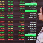 Why Do Many Investors Still Lose Money When Stocks Surge Over 40% Annually?