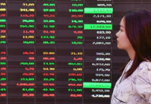 Why Do Many Investors Still Lose Money When Stocks Surge Over 40% Annually?