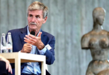 German Expert: ‘We Are 20 Years Behind China in Electric Vehicle Battery Technology’