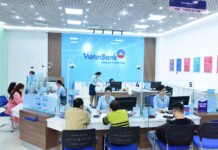 Banks Attract Record-Breaking Deposits