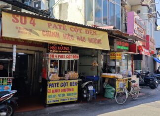 Traditional Pate Sellers in Hai Phong Face 60% Drop in Customers: “We Have No Connection with Cột Đèn Pate”
