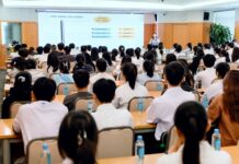 Sacombank Awards Over 4.3 Billion VND in “Nurturing Dreams” Scholarships to Students