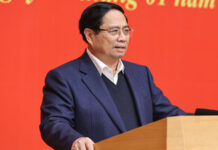 Prime Minister: Continue Streamlining and Optimizing Organizational Structures at Central and Local Levels