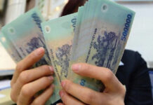 Businesses Rush to Prepare 2026 Lunar New Year Bonuses: Some Offering Up to 100 Million VND per Employee