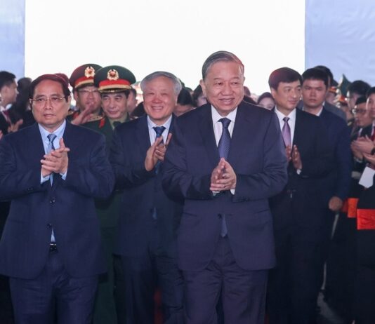 Groundbreaking Ceremony for Vietnam’s First Semiconductor Chip Manufacturing Plant Attended by Party General Secretary and Prime Minister