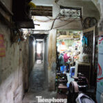 Why Has Hanoi’s 28-Year Plan to Relocate 27,000 Residents from the Old Quarter Stalled?