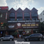 New Developments in the ‘European Vietnamese Expatriate Village’ Marred by Distorted, Unkempt Appearance Due to Construction Violations