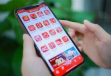 Banking App Security: Auto-Pause Functionality for Suspected Fraud Detection (1-3 Requirements)