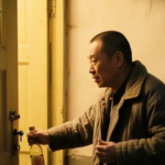 Father Transfers Ownership of Five Houses to His Son, but Regrets His Decision as Lunar New Year Approaches